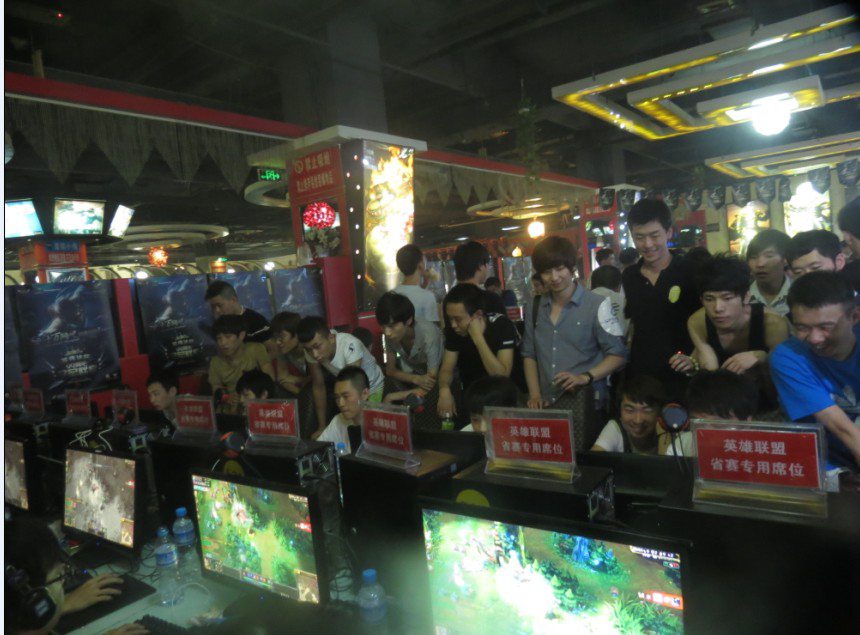 兵役归来转型教练，前世界冠军Easyhoon在线求职